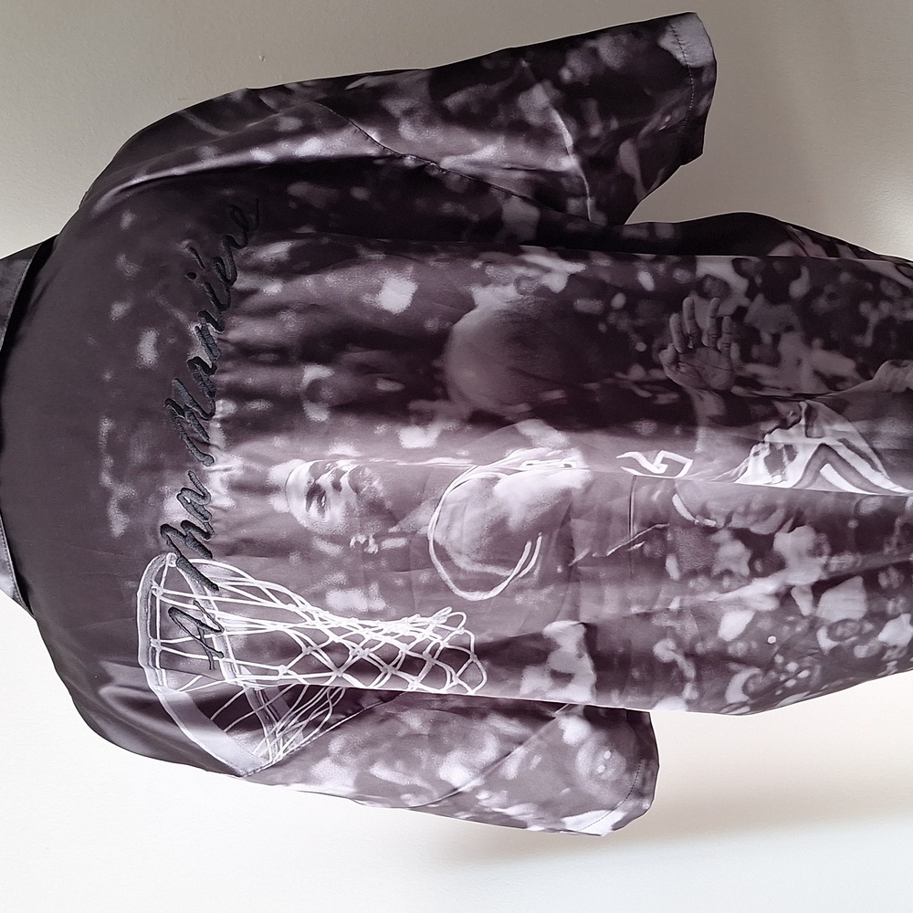 Jordan x A Ma Maniere AJ2  Top ShirtBlack and White Graphic Button-Up Shirt - Picture 5 of 7